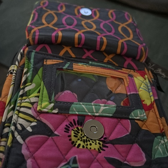 Vera Bradley small cross body bag - Picture 2 of 4